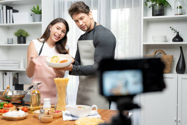 istock Influencers completely cooked spaghetti topped tomato sauce. Postulate. 2170595688
