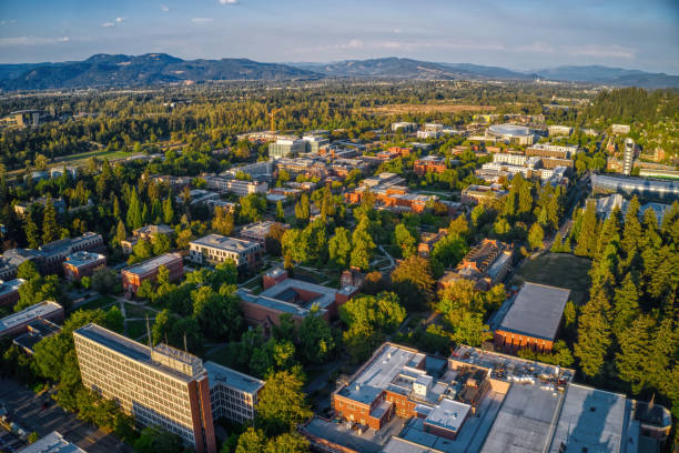 istock Aerial View of a large Public University in Eugene, Oregon 2170979862