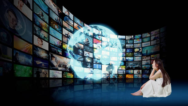 istock Young asian woman watching various artworks. 2171090613