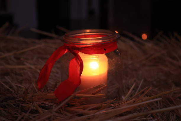 November 25, 2022, Winningen: In the evening at the Christmas market in the municipality of Winningen on the Moselle