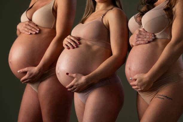 istock Expecting mother photoshoot 2171239606