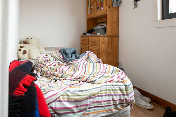 istock Teenager's bedroom totally messy 2171242299