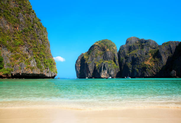 istock Ko Phi Phi Leh Island, Maya Bay, Krabi Province, Andaman Sea, Thailand. 2171292468