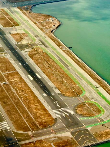 istock San Francisco International Airport 2171403136