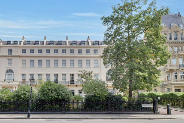 istock Regents Park Apartment Block 2171446484