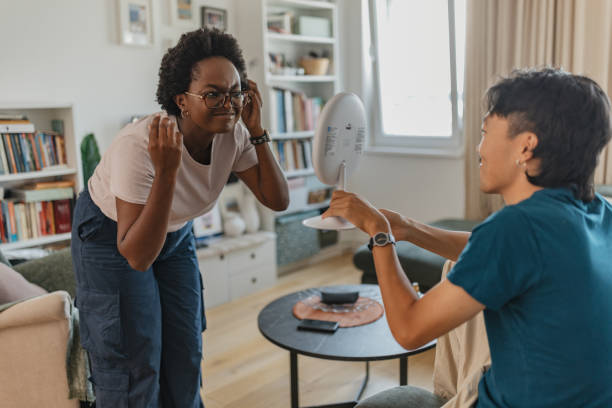 istock Two people engaged in a heartfelt conversation at home 2171514439