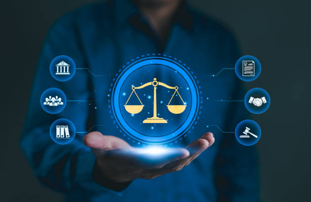 Law concept. Legal Professional with Justice Icons. A professional holding virtual icons symbolizing law, justice, and legal services. business legislation, Notary public, legal advice online, Lawyer, concepto de derecho. profesional del derecho con iconos de la justicia. un profesional que sostiene íconos virtuales que simbolizan la ley, la justicia y los servicios legales. legislación mercantil, notario, asesoramiento jurídico online, abogado,