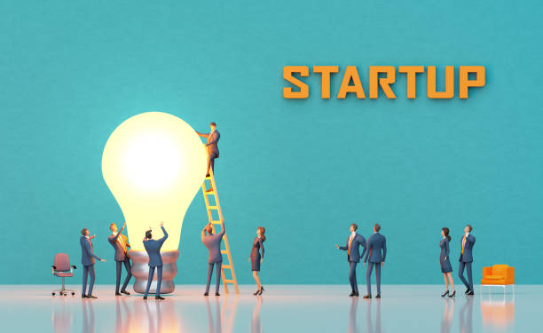 istock Team of experiences professional people are working around big light bulb. Start up, new idea, investemt concept 3d rendering 2171774070