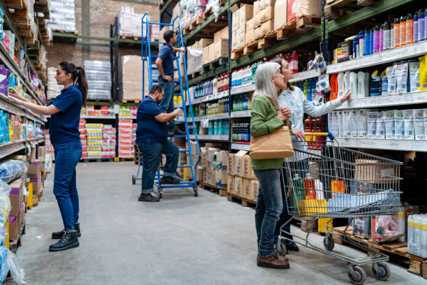 istock People at a wholesale supermarket 2171819176
