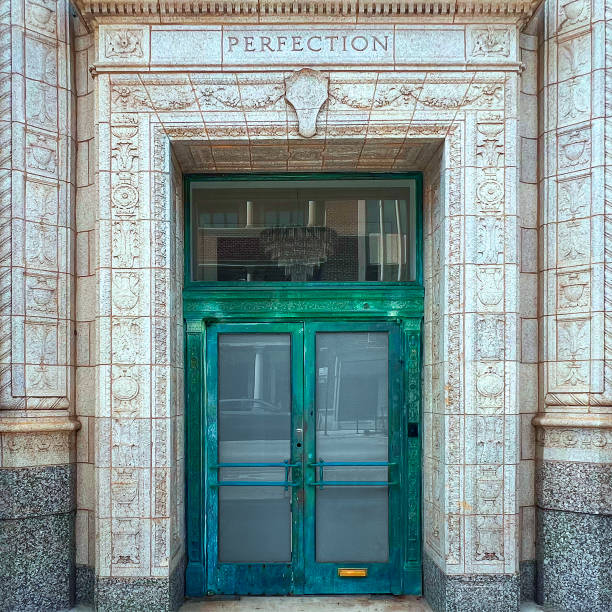 istock Green Doorway Chicago 2171826981