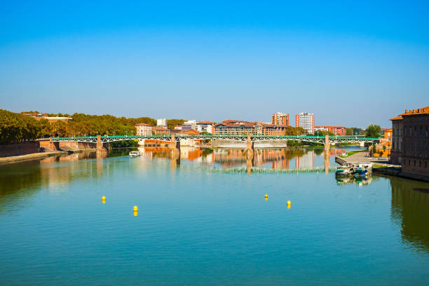 istock Pont Neuf bridge in Toulouse 2171870391