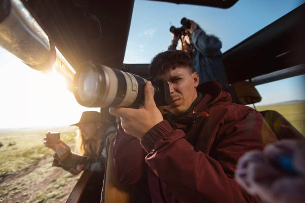 istock Wildlife watchers on tour 2172042750