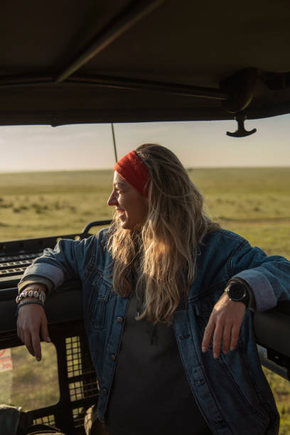 istock Safari traveler 2172042796