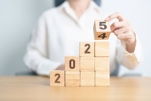 2024 change to 2025 year block on table. goal, Resolution, strategy, plan, start, budget, mission, action, motivation and New Year concepts