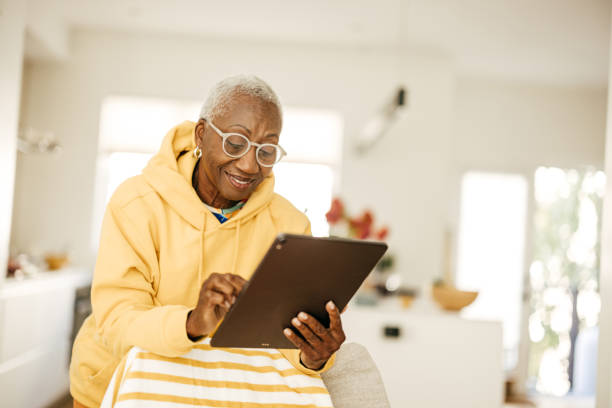 istock Digital Queen Reigning the Social Scene 2172479430