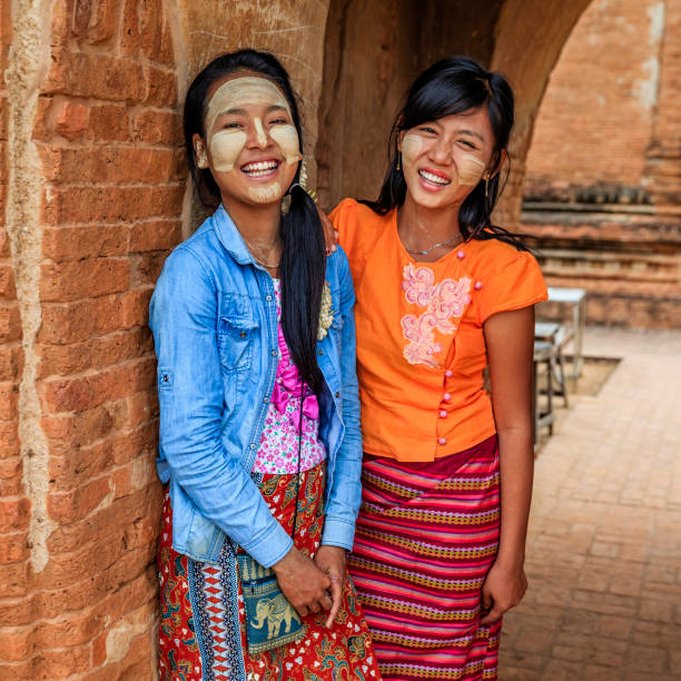 istock Young Burmese girls posing in Bagan 2172542560