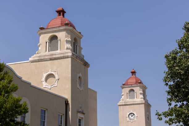 istock Historic Downtown Ponca City Hall 2172706411