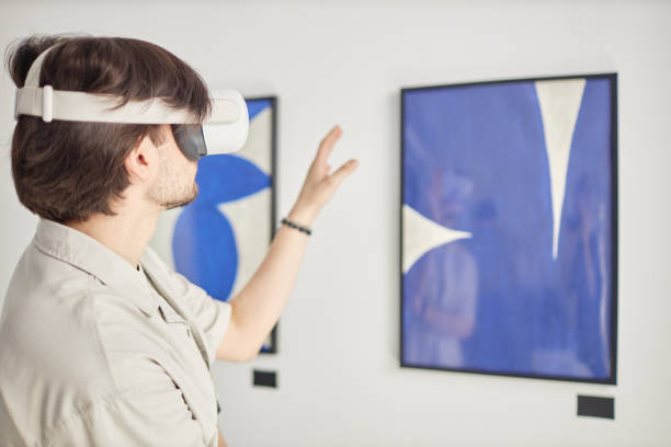 istock Mixed Reality VR Painting 2172727082