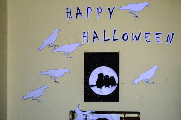 Halloween costume and decoration ideas