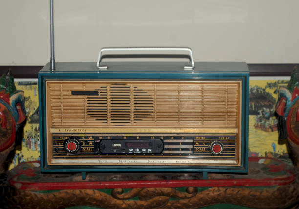 istock Old fashioned stereo transistor radio. 2172820917