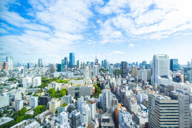 Streetscape of Tokyo Streetscape of Tokyo tokyo-tower-view stock pictures, royalty-free photos & images