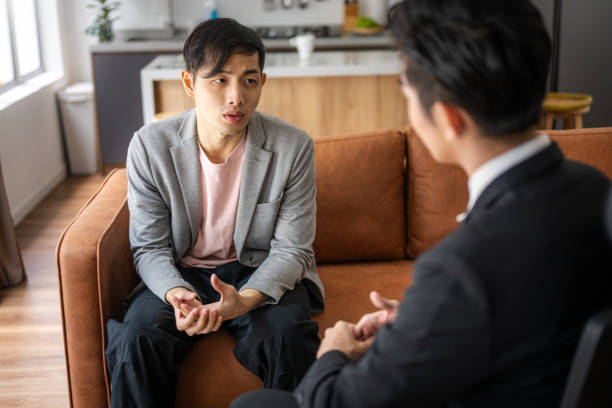 istock Navigating Life’s Challenges: A Therapeutic Dialogue 2172872573