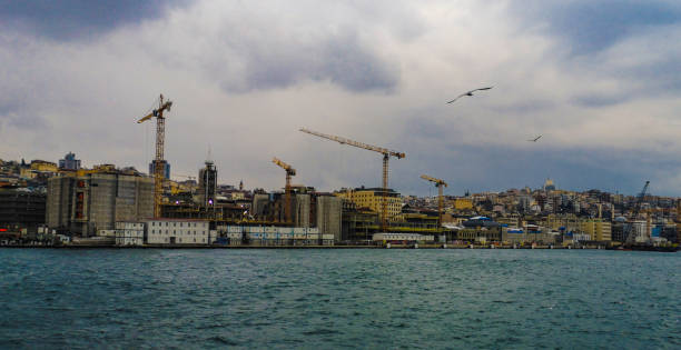 istock Skyline view of a coastal city under a cloudy sky 2173077886