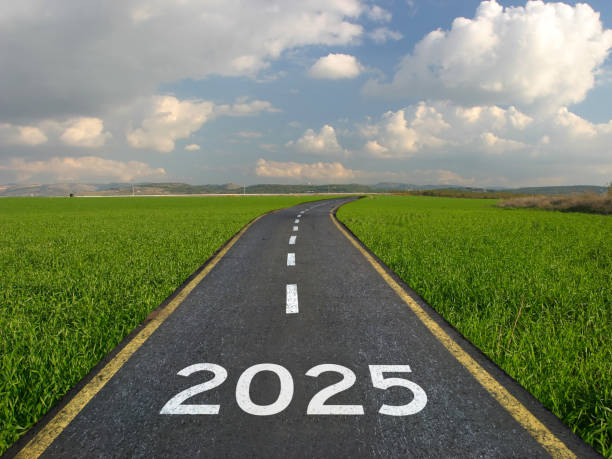 istock New year 2025 road start 2173122727