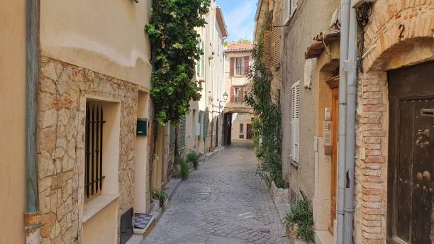 istock French side street 2173186137