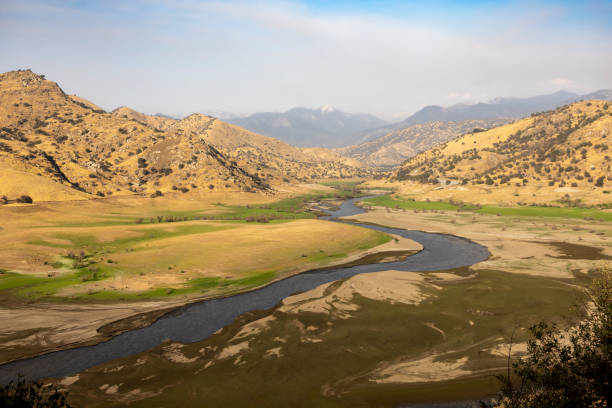 istock View of Lake Kaweah and Rolling Hills 2173232075
