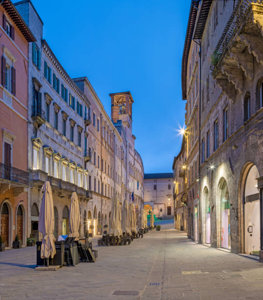 istock Perugia - The street Corso Pietro Vannucci at dusk. 2173504865