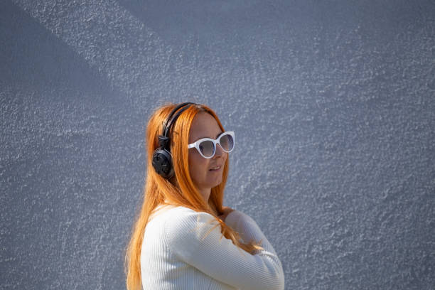 istock Listen music outdoors 2173745258