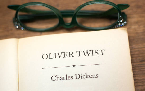 istock Open Book Title: Oliver Twist, Charles Dickens 2173824691