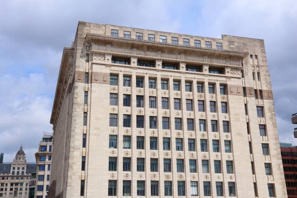 istock London Adelaide House 2173898423