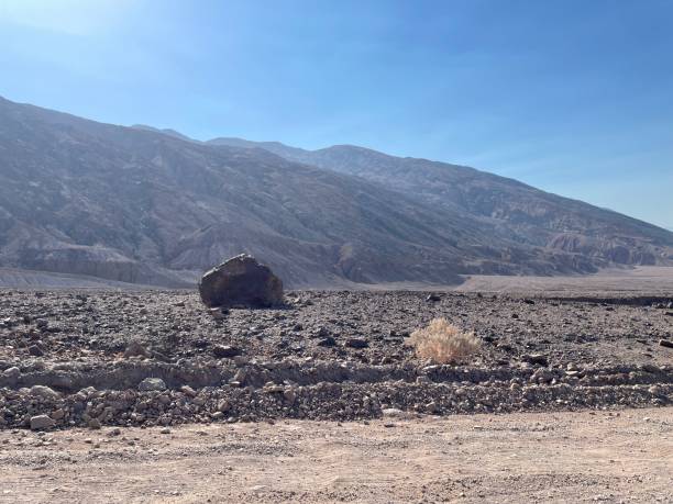 istock Death Valley National Park 2173962532