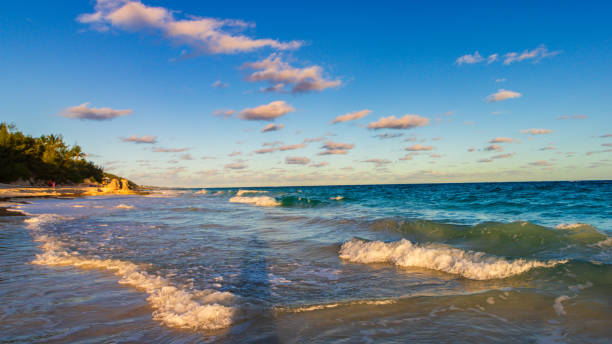 Hateruma Island, Okinawa: Blue skies and the spectacular view of Nishihama Beach
