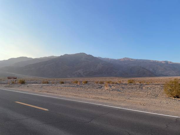 istock Death Valley National Park 2174005728