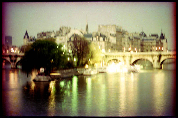 istock Nigh Time on the Seine 2174025283