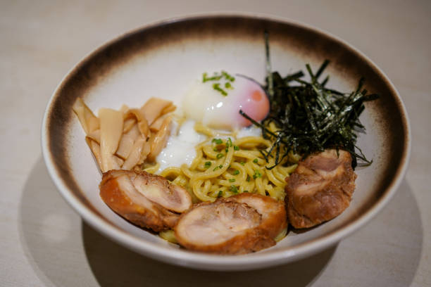 istock A bowl of dry ramen 2174100320