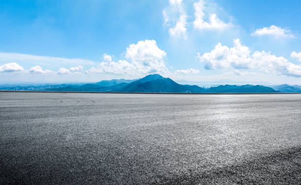 istock Empty asphalt road and mountain scenery in Shenzhen 2174323588