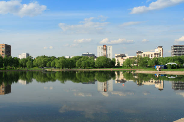 summer in city park at day