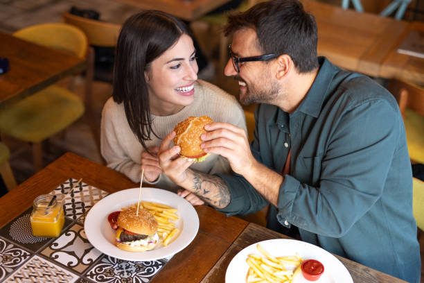 istock Shairing food and love 2174428439