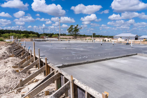 istock Drying smooth oncrete for slab foundation in Texas 2174468447