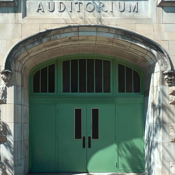 istock Green Doorways Chicago 2174488010