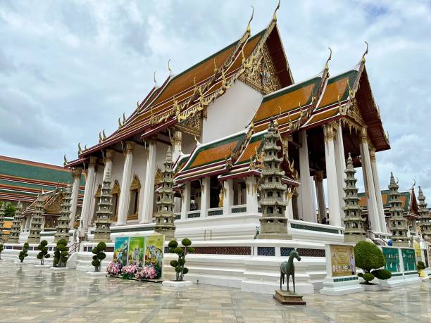 istock Thailand - Bangkok - Wat Suthat Thepwararam Ratchaworamahawihan 2174677452