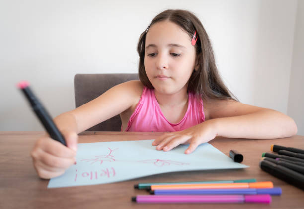 Little girl drawing picture