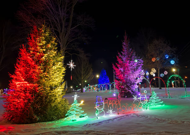 istock Twinsburg Christmas 2174906010