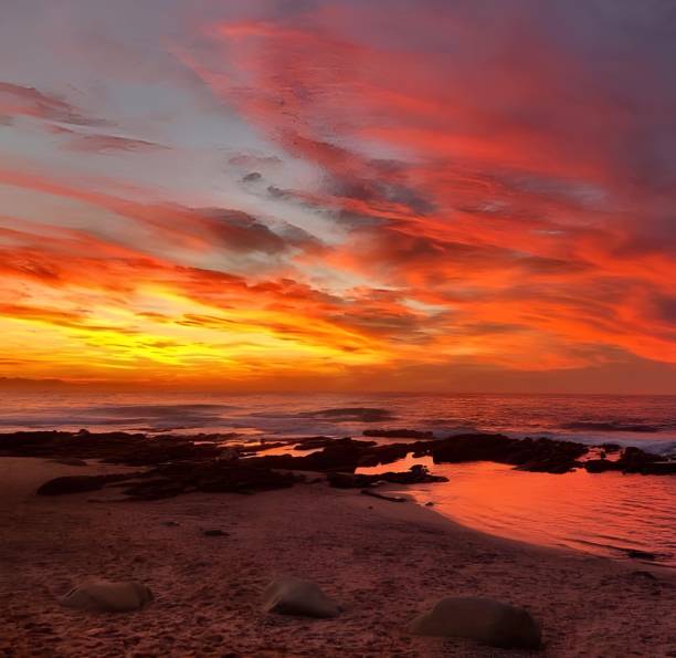istock Mossel Bay at Sunrise 2174908293