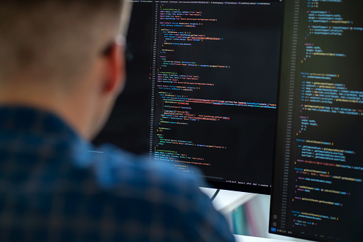 Advanced Software Engineer Professional Software Engineers Working On Highlevel Software ...