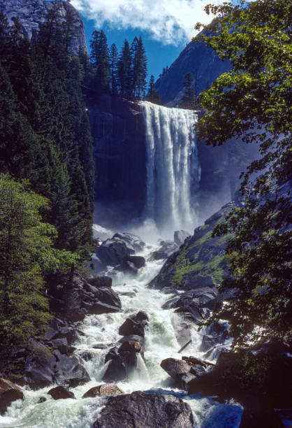 istock Yosemite NP - Vernal Falls Close-up - 1978 2174929170